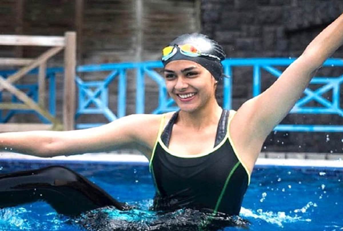 this lucky girl going to become hrithik roshan's wife see photos 