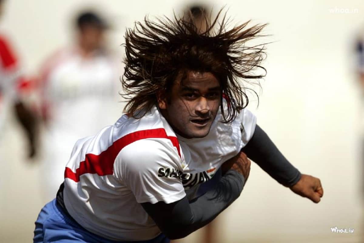 ms dhoni told Sanjay Manjrekar he would continue till he is beating the teams fastest sprinter