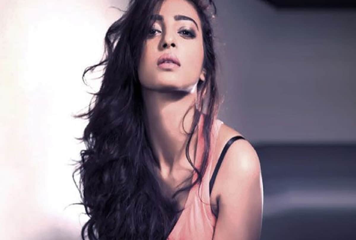 these ten bollywood and tv actress whose traped in mms  scandel