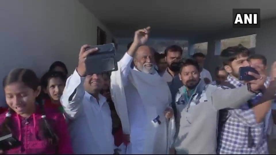 rajinikanth reached at dwarahat uttarakhand