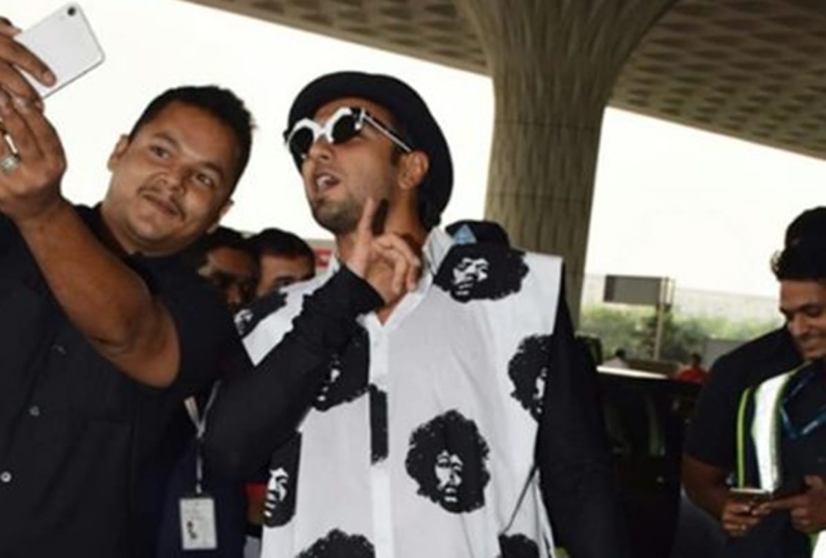Ranveer Singh caught at mumbai airport in different dress