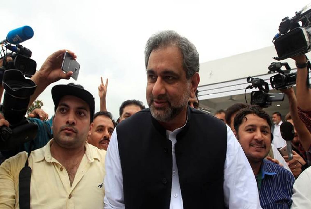 Pakistan PM meets america leaders in Washington