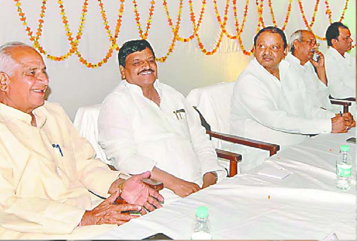 Shivpal told the pain of merchants