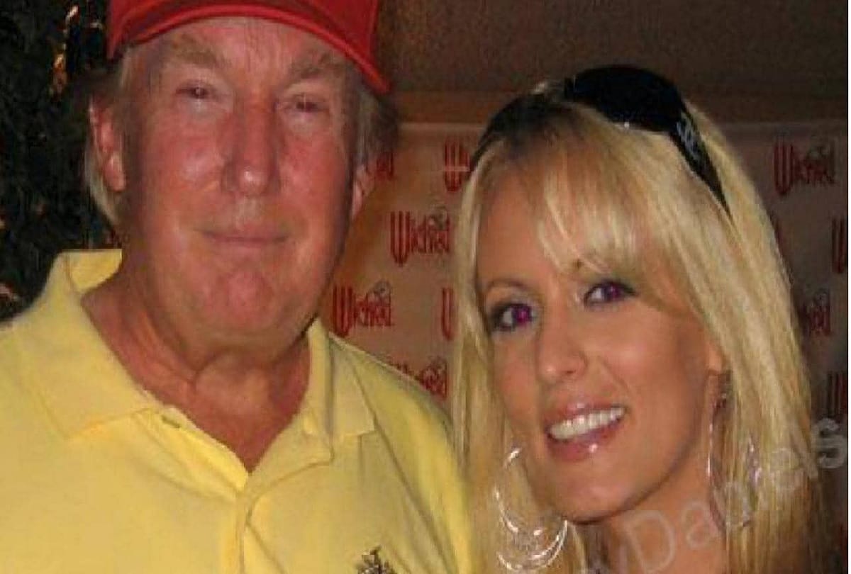 Porn Star Stormy Deniels break 20 times her confidential deal with Trump 