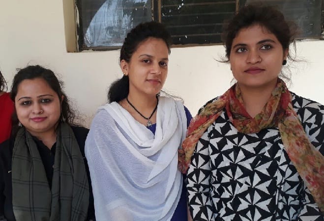 विश्वविद्यालय में एमए अंग्रेजी में महिला कालेज की रितिका ने किया टॉप