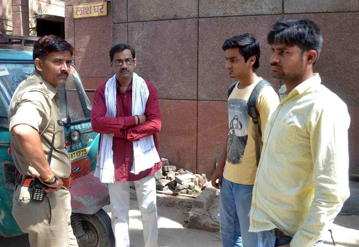 Businessman died in road accident in varanasi