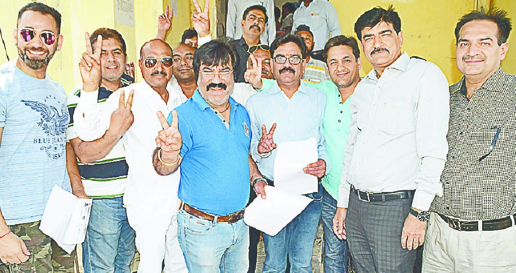 Suneel bane sadar vyaapar sang ke adyaksh