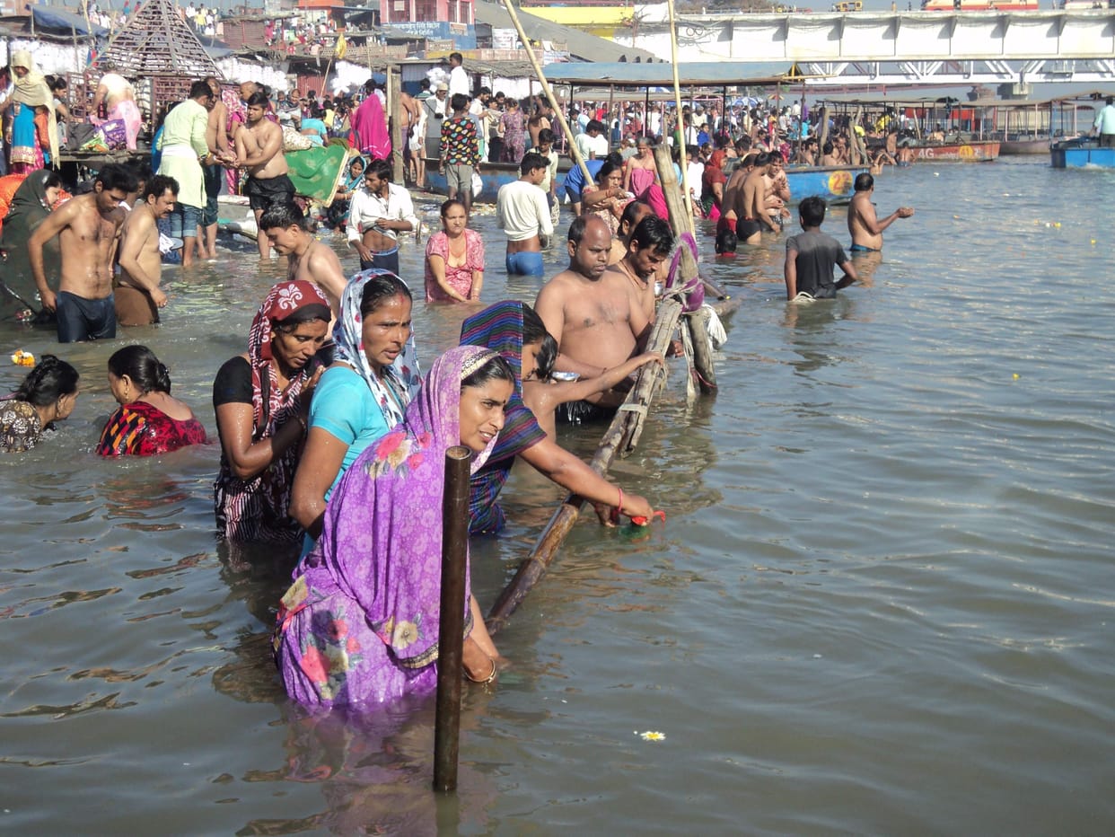 four hours highway jam due to holydip in brijghat 