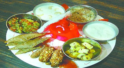 Navratri 2018: Fasting plate special, tikki Taste with Kadhi