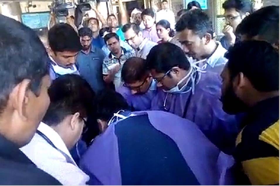  three of AIIMS doctors die, four injured in road accident,