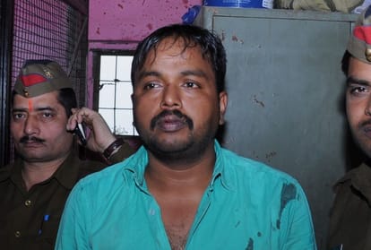 A man shoots his partner in vibhutikhand in gomati nagar in lucknow.