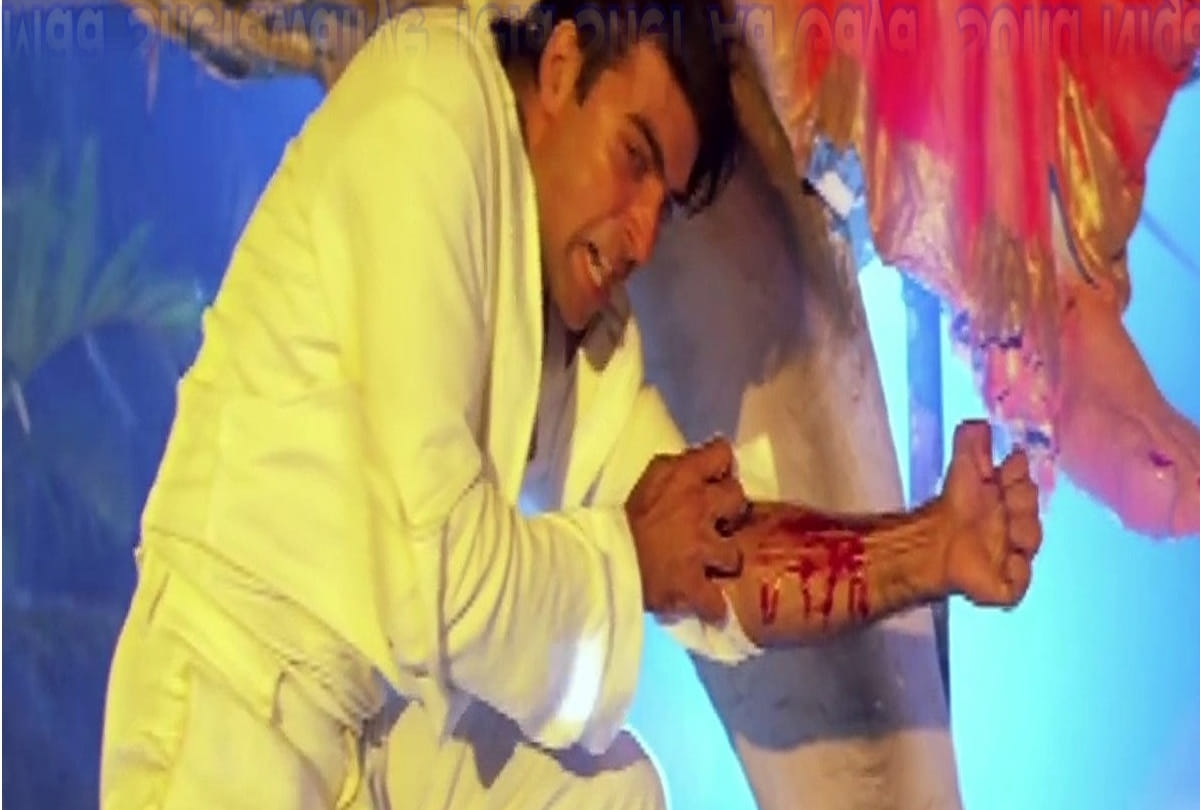 bollywood song based on devi maa worship