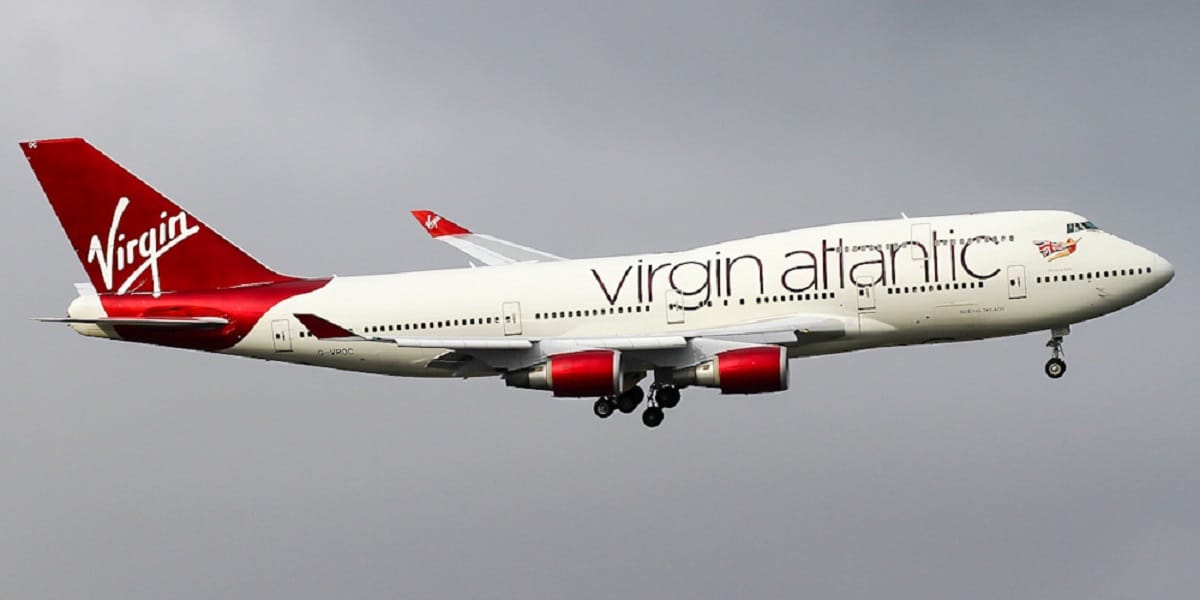 Couple found having relationship in flight