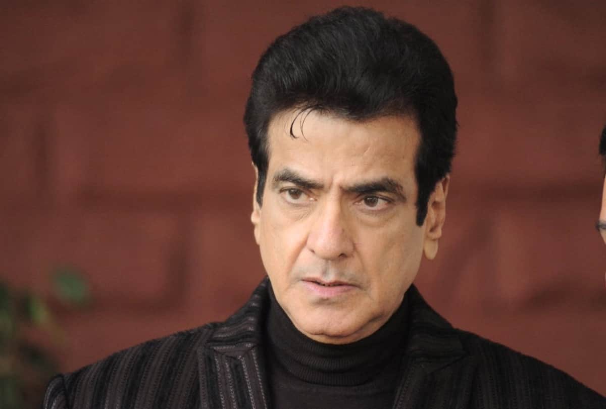 Jeetendra reveals how Karwa Chauth ritual saved him from plane crash