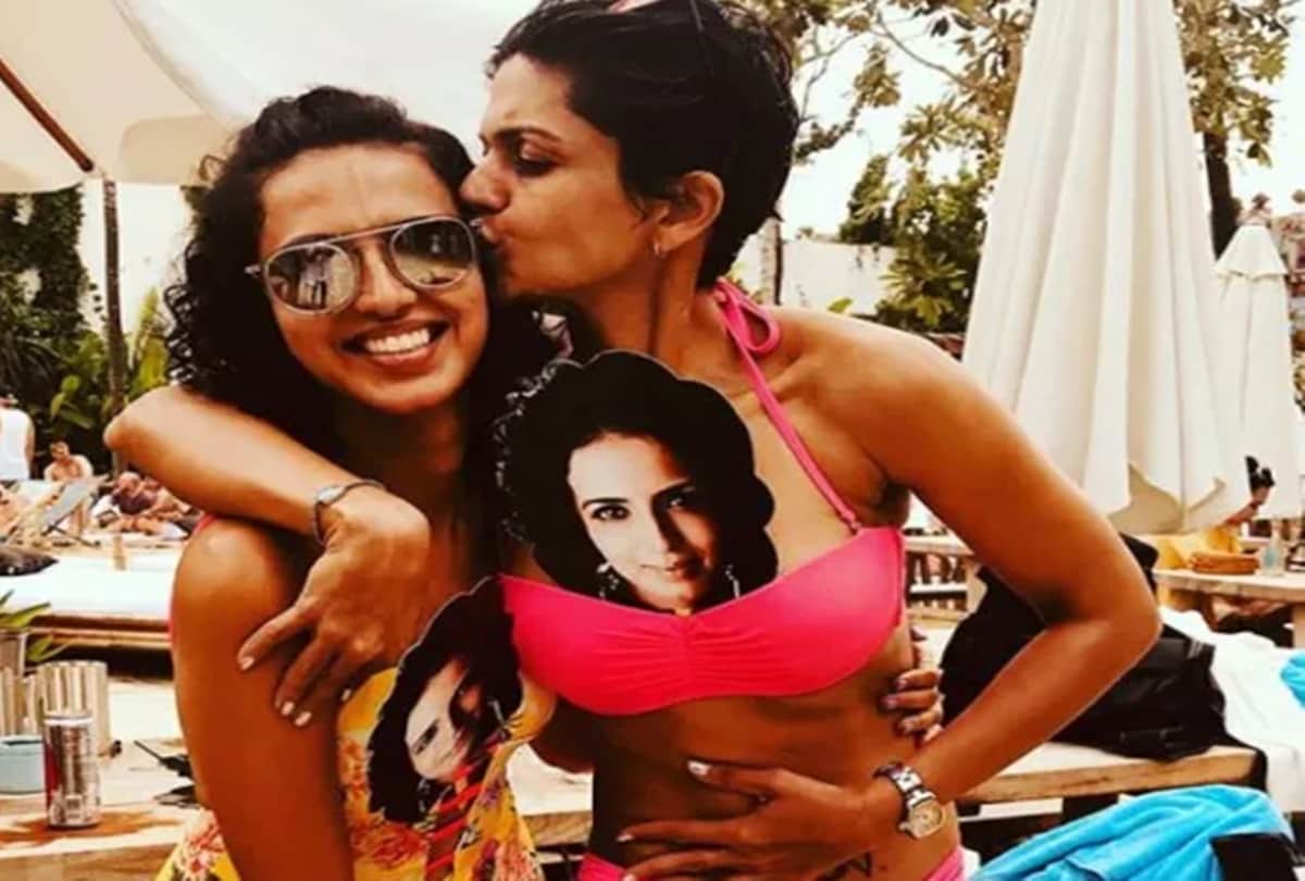 Mandira bedi bikini photoshoot is going viral