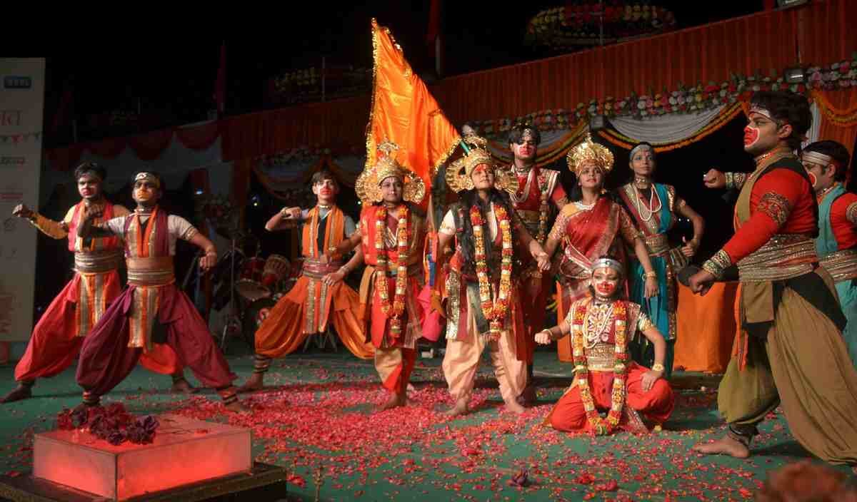 Manhar udhas present programme at rajghat in varanasi
