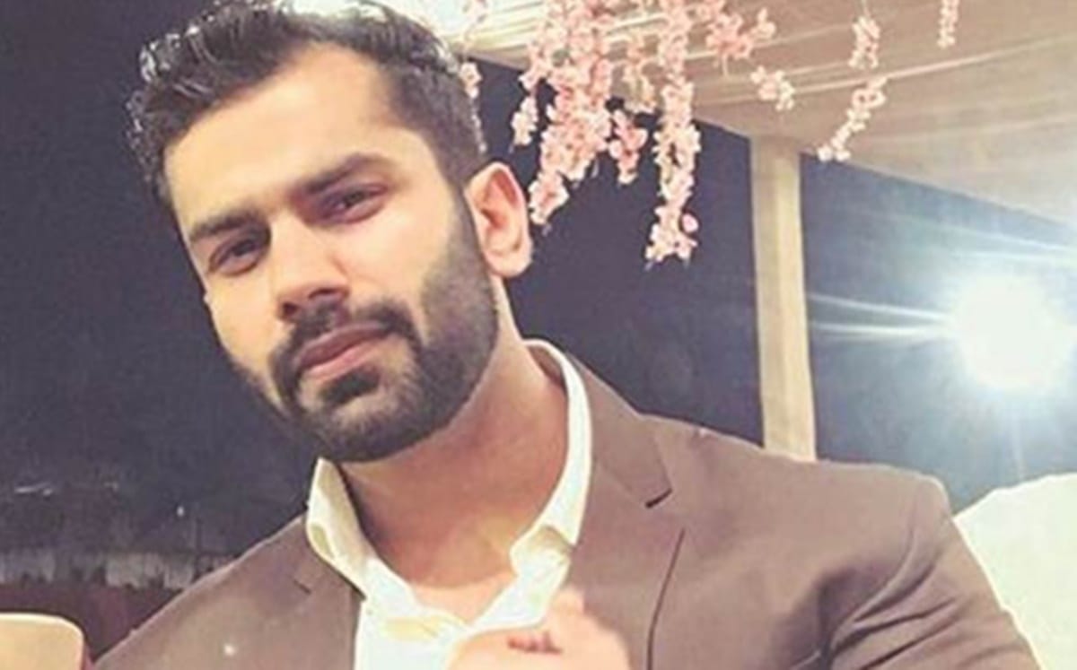 28 year old killed in scuffle over not touching elders feet in Delhi