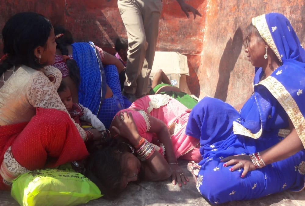 14 injured in an accident in bahraich.