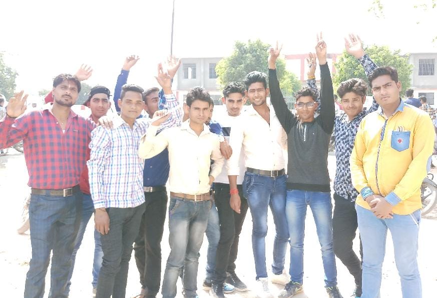 mathura two exam paper arrived late at the exam center