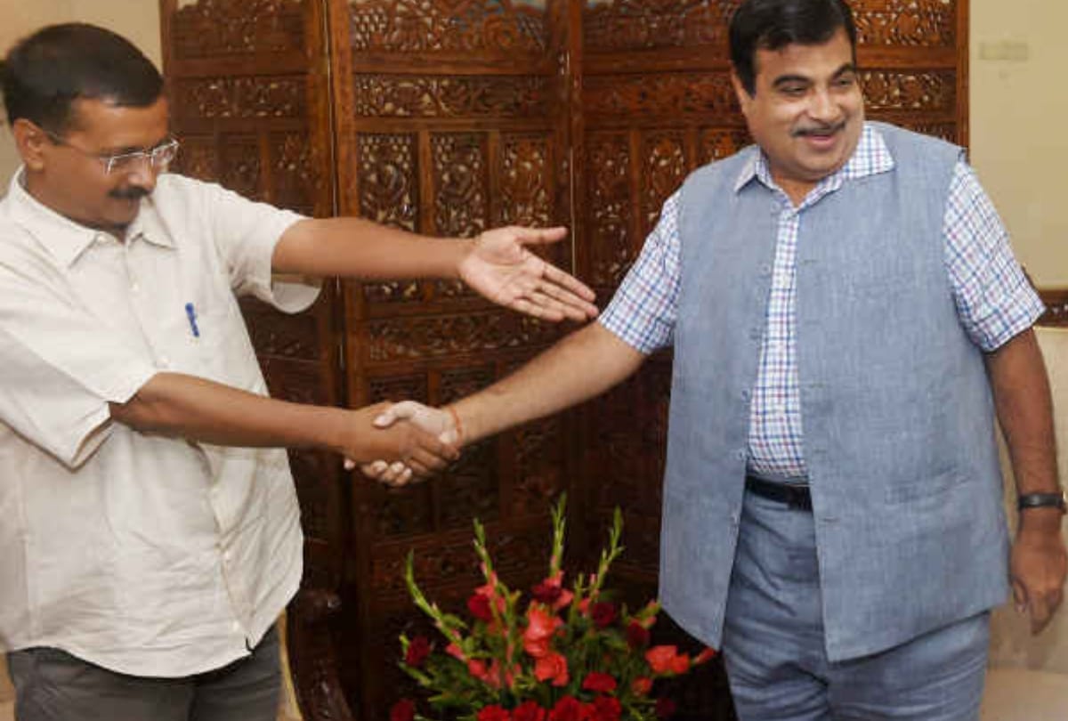 delhi chief minister arvind kejriwal apologized to nitin gadkari and many other ministers