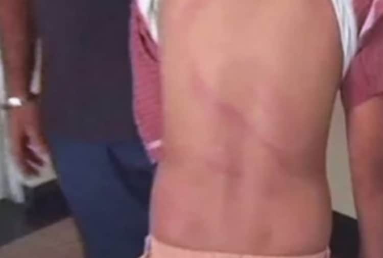 Lady Teacher Beats Child by Stick in Play School in Sirsa