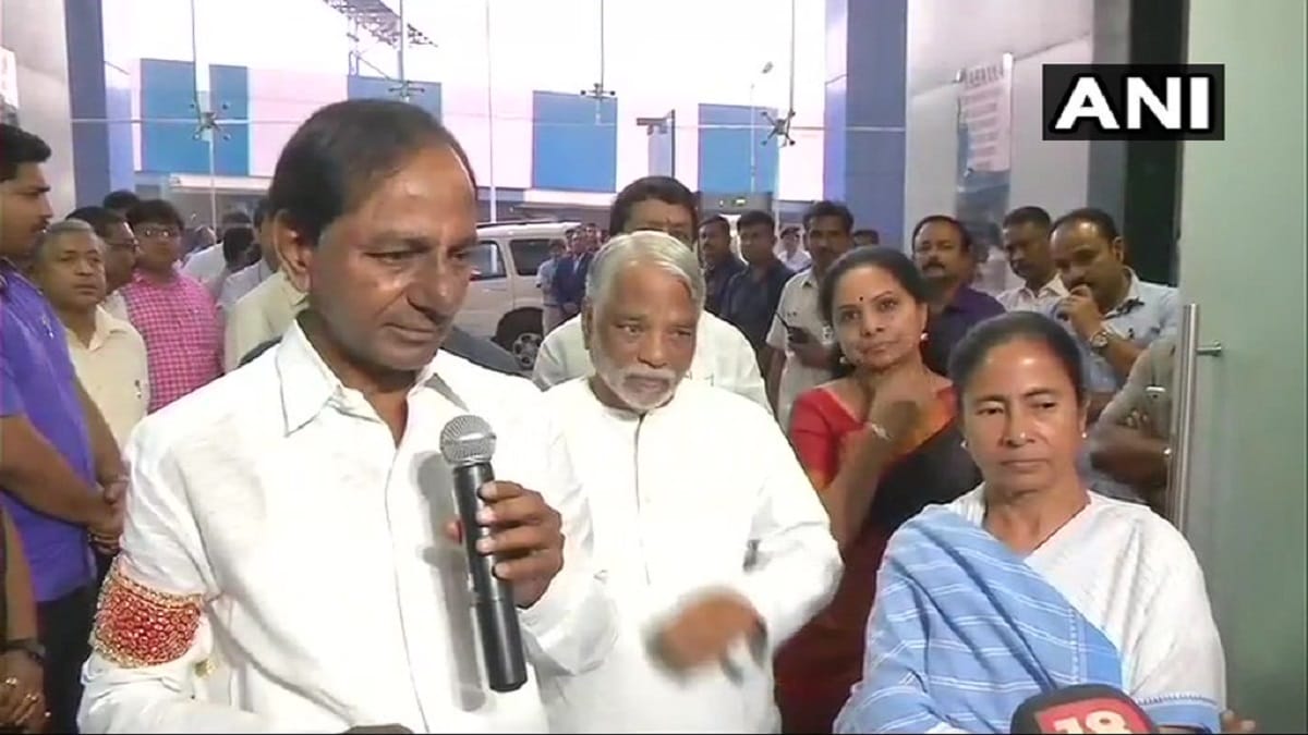  Third Front: Telangana CM KC Rao meets Mamata Banerjee