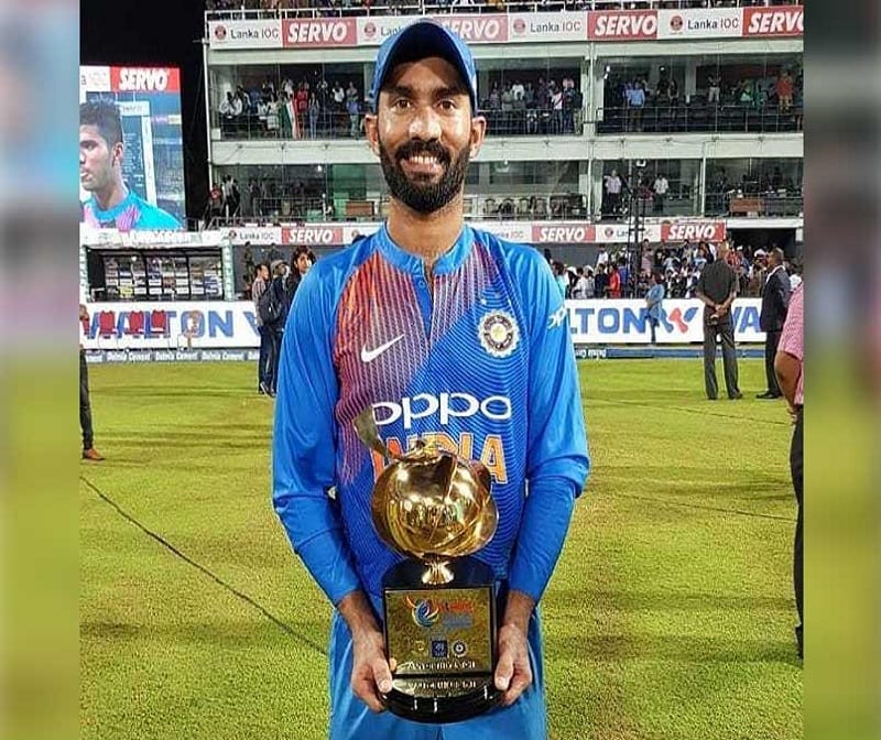 dinesh karthik break brad hodge record of played 8 balls and gets man of the match