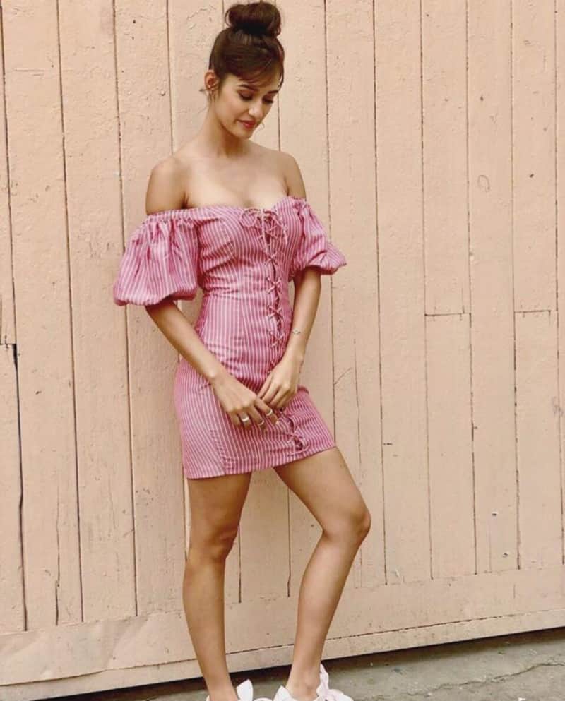 baaghi 2 disha patani hot and cute photos