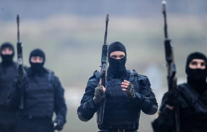 putin, power and poison : club of russian detectives