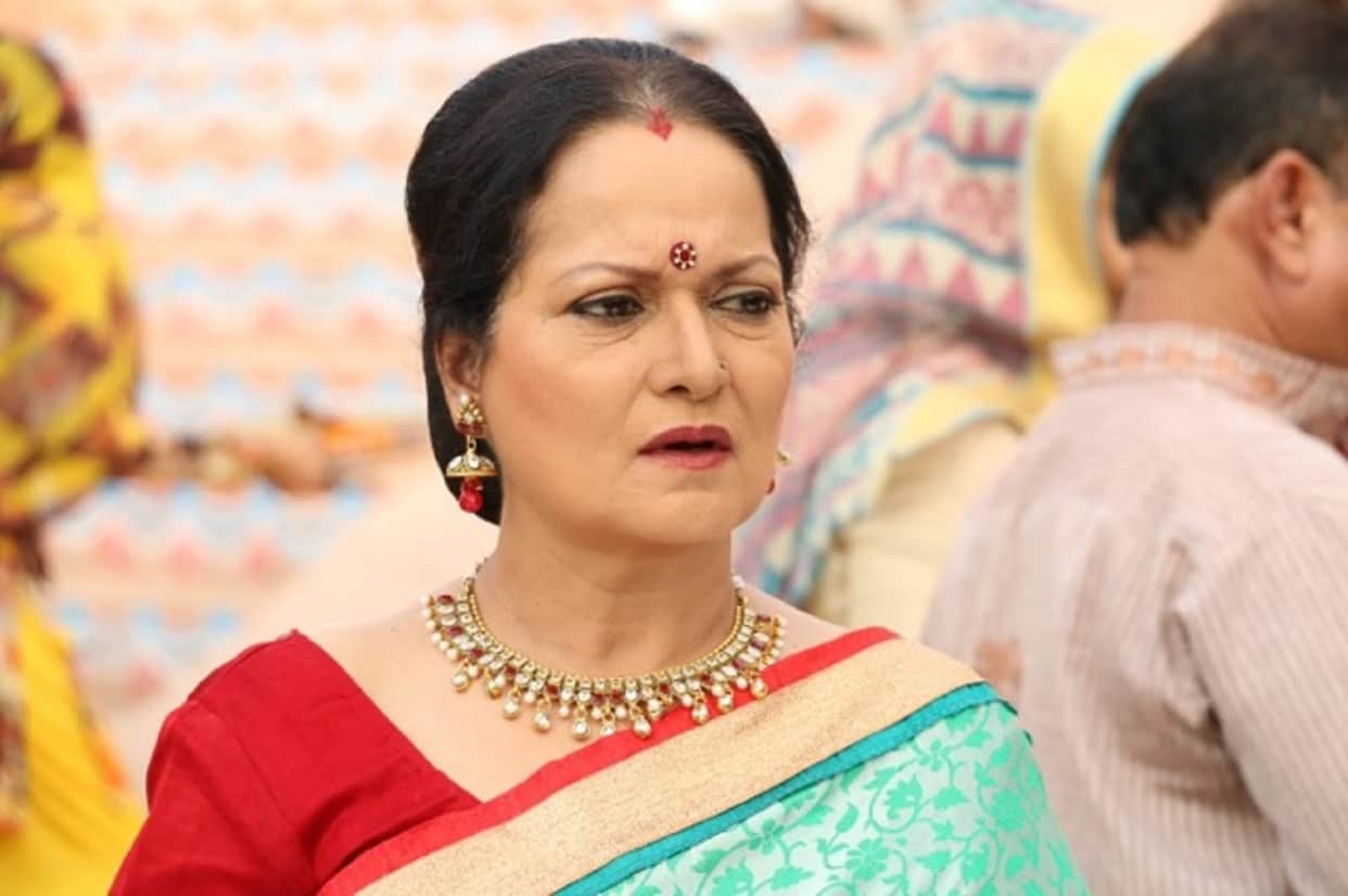 Himani Shivpuri showed that there is no ban on the work of elderly artists She reached For shoot