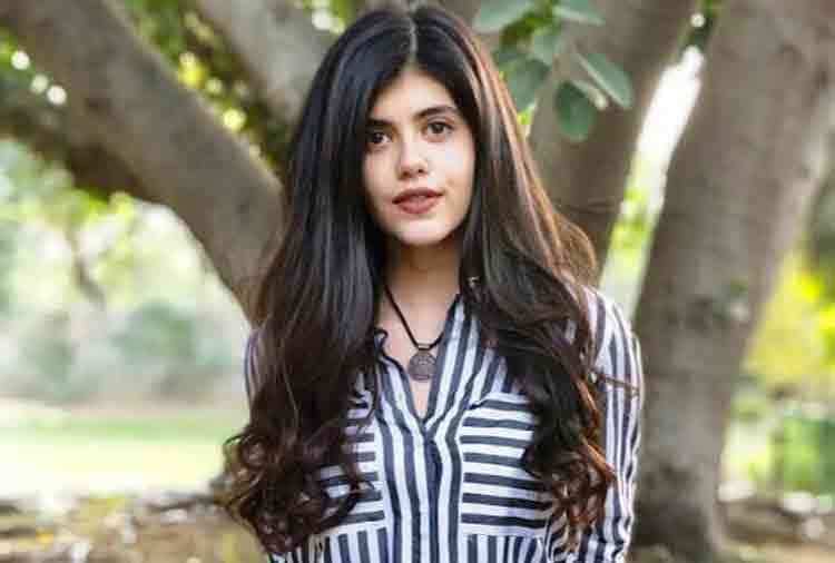 sushant singh rajput finds his partner as sanjana sanghi in the fault in our stars remake