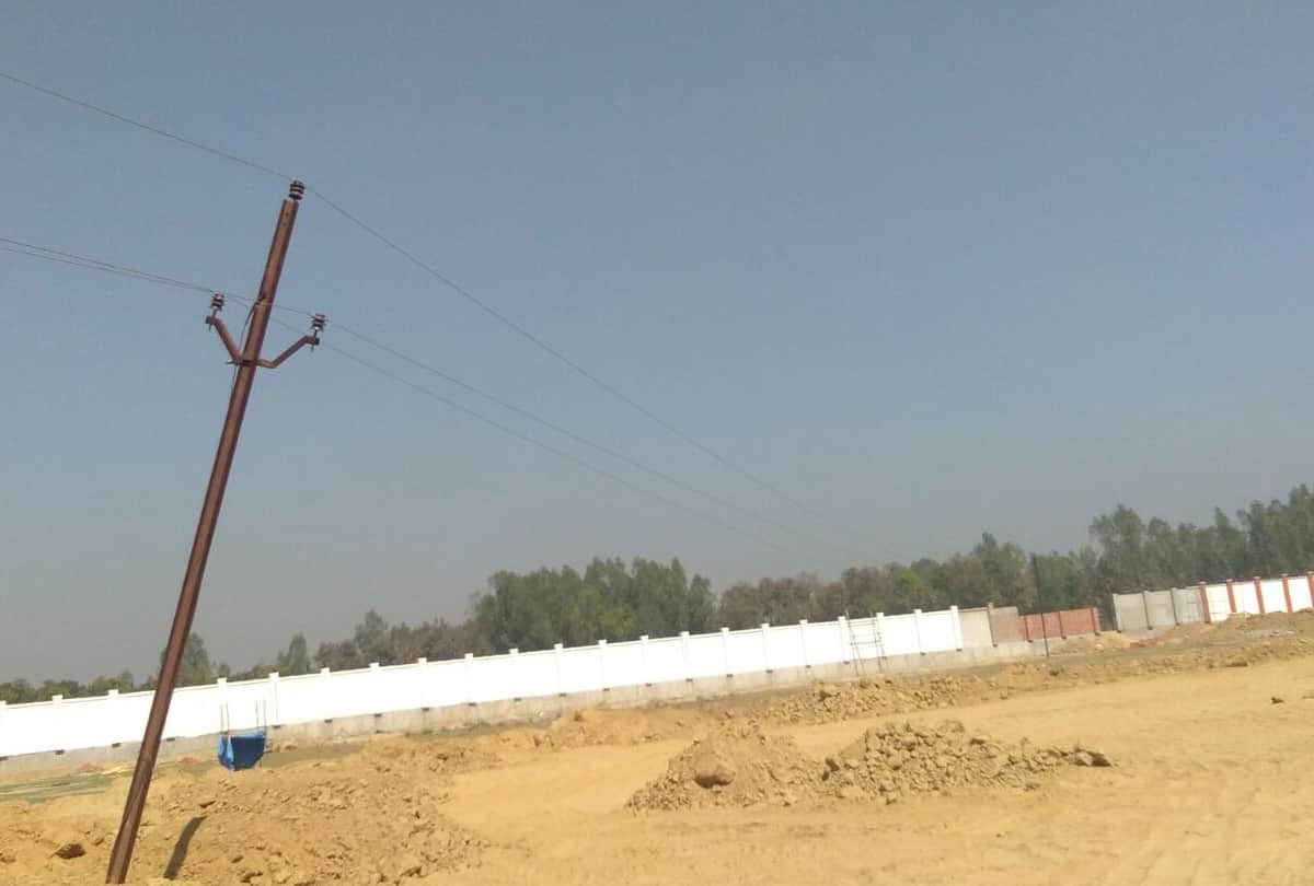 four labourers died due to electric current in sitapur