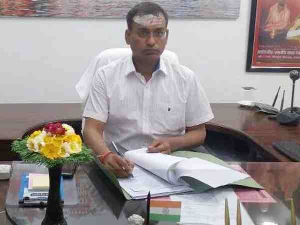 varanasi new commissioner join his duty