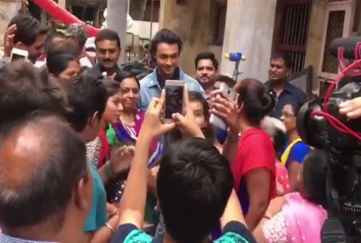 salman khan sister arpita khan share his husband aayush sharma video from loveratri set