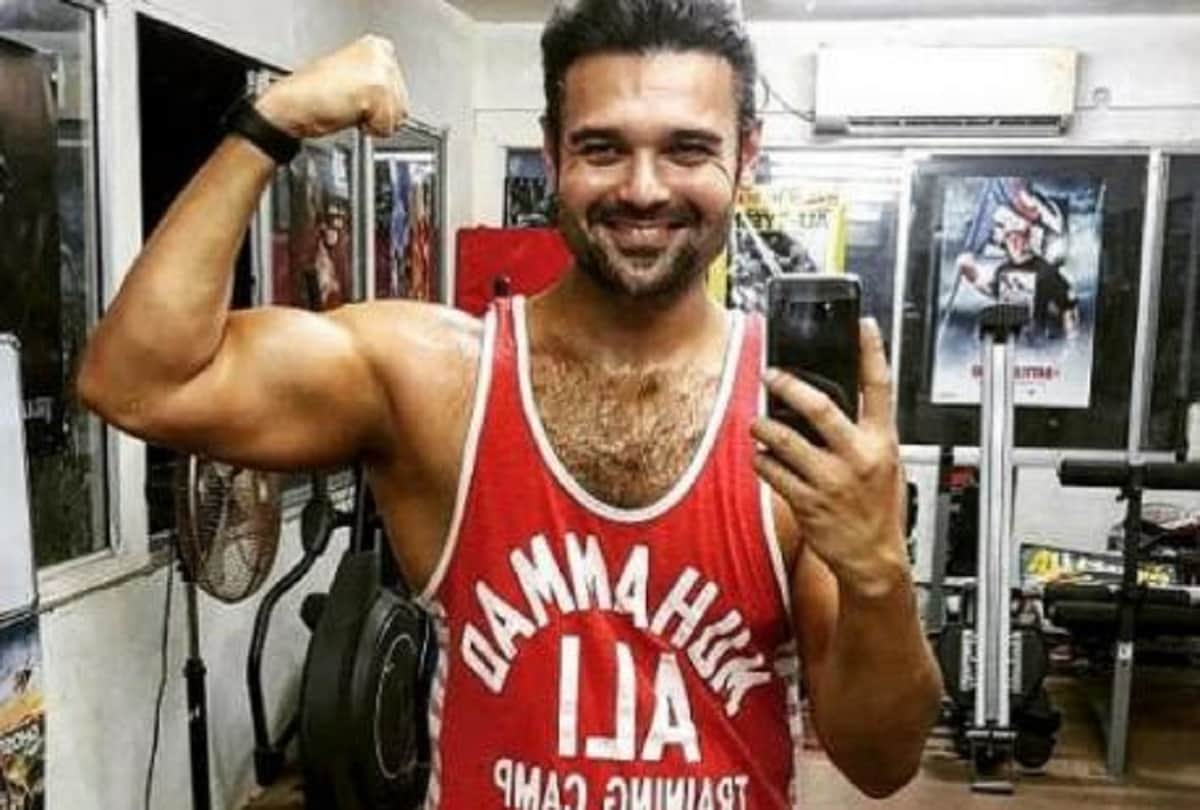 Mithun Chakraborthy son Mimoh to tie the knot