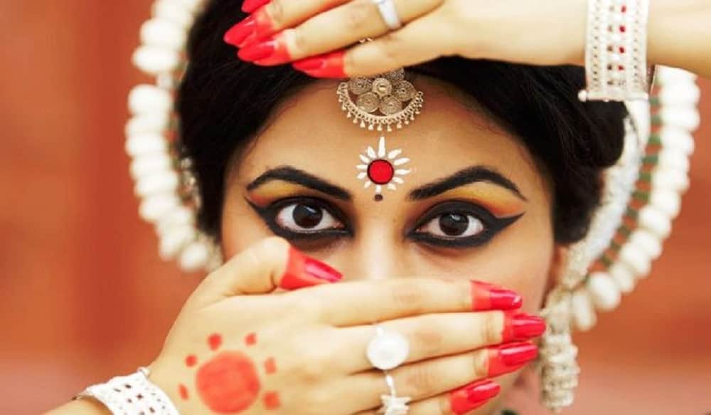Sawan 2018: Know all about the 16 shringar of a woman and its importance of wearing in sawan month