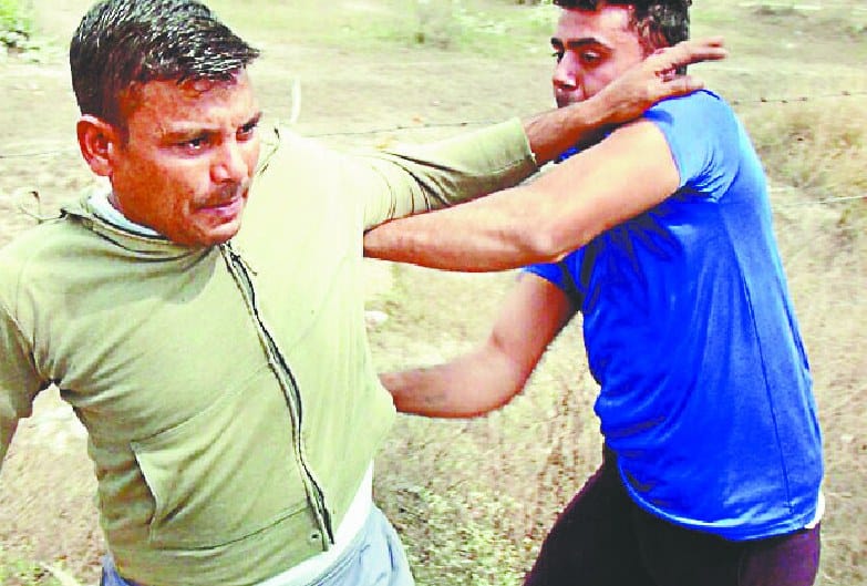 govaansh ka shak me canter chaalak