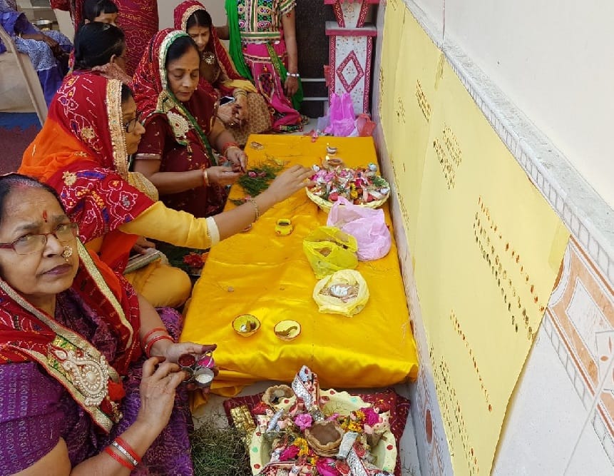 गणगौर पूजन कर मांगा सौभाग्य