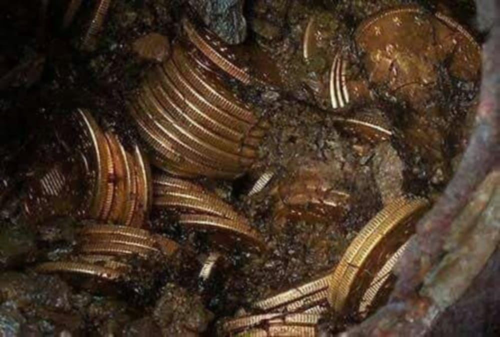 Gold and Silver treasure found in excavation on Badrinath highway