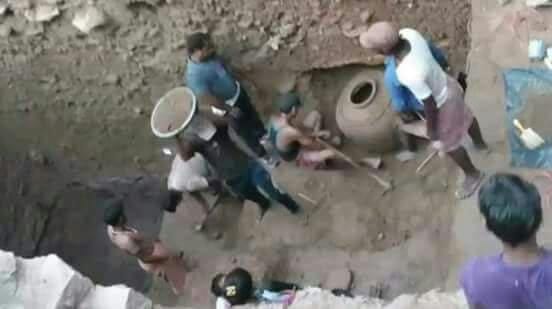Gold and Silver treasure found in excavation on Badrinath highway