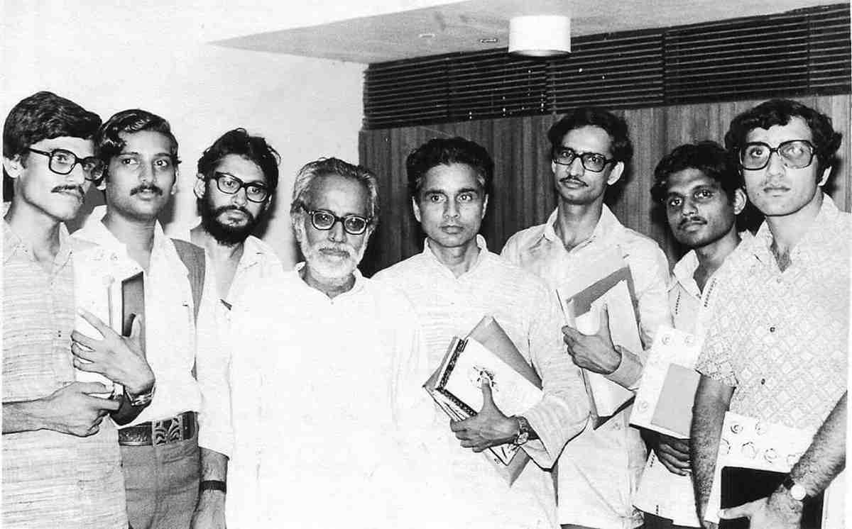 biggest poet of hindi kedarnath singh passes away and left his ganga saryu village in delhi