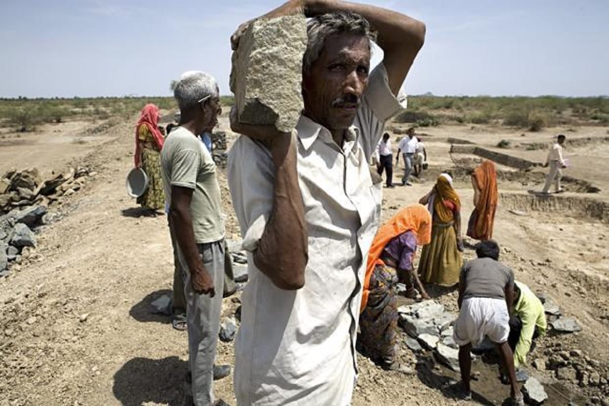 governments didn't spend 28 thousand crore rupees that was saved for 8.5 lakh labours