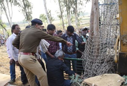 leopard panic in in lucknow.
