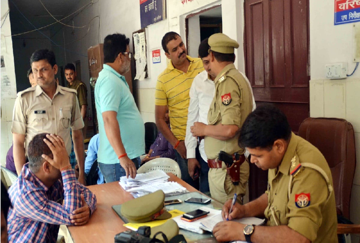 robbers looted 10 kg gold from jewellers in ghaziabad of uttar pradesh