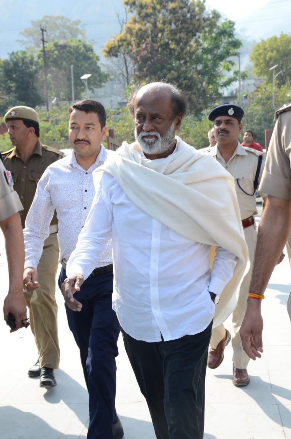 rajinikanth big statement during uttarakhand spiritual tour 