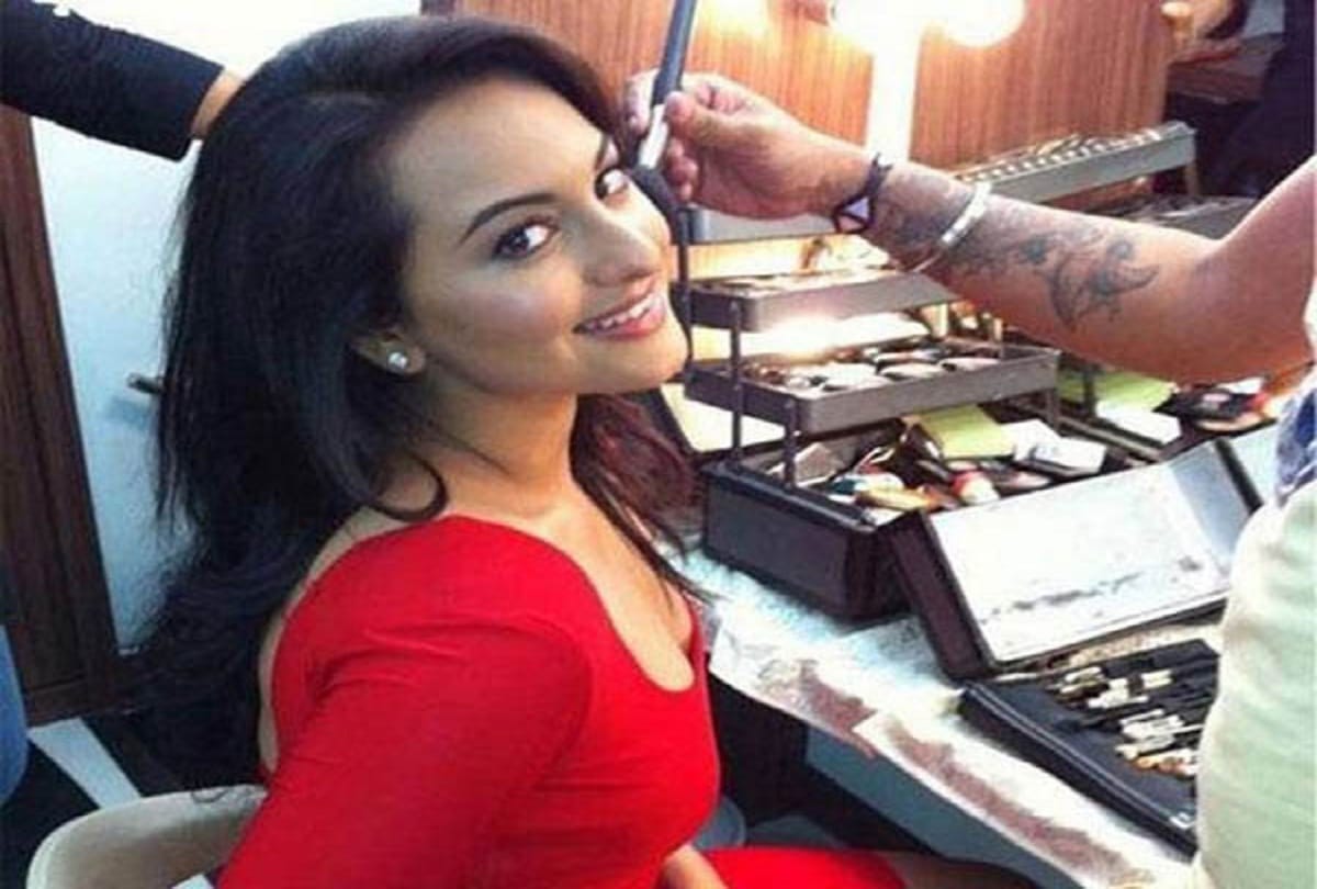Chandigarh, Sonakshi Sinha Fitness Secrets, Diet Plan