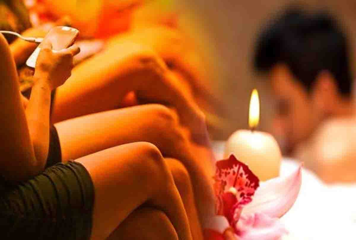 one woman caught in kanpur runing sex racket