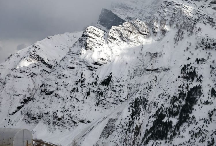Fresh rain hailstorm snowfall in himachal pradesh