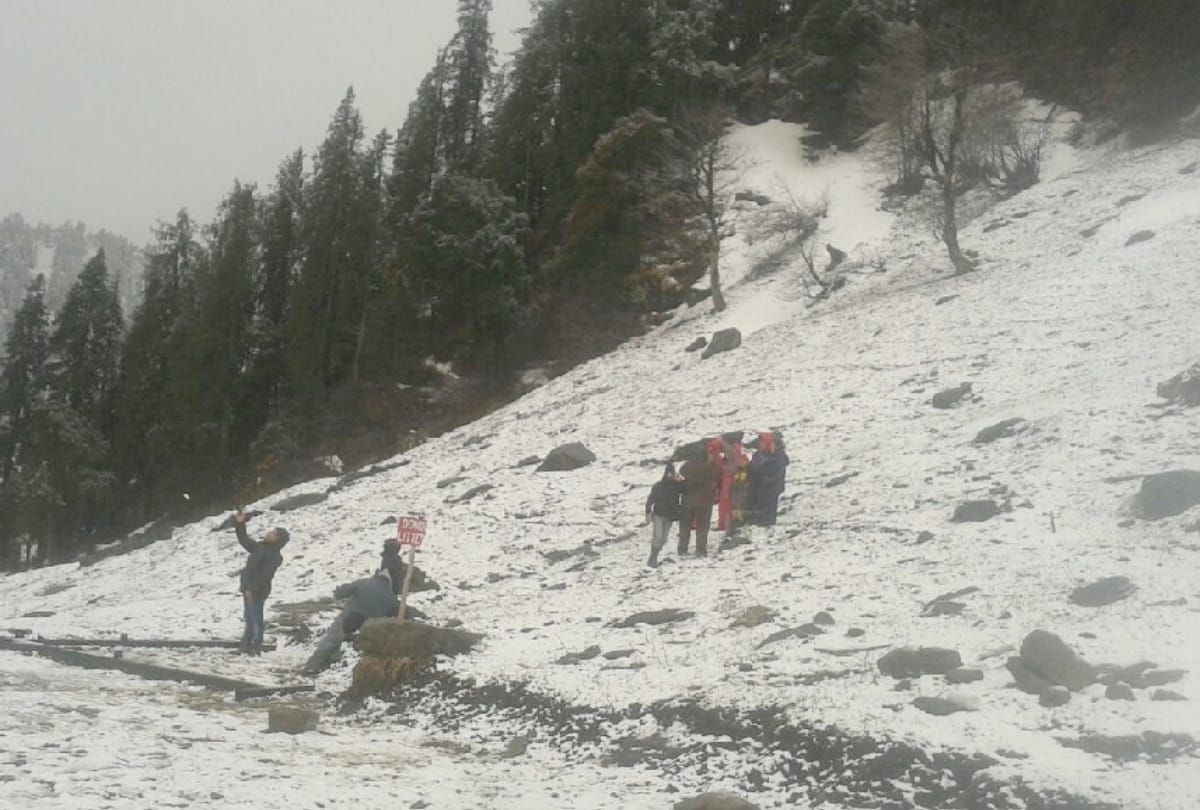 Fresh rain hailstorm snowfall in himachal pradesh