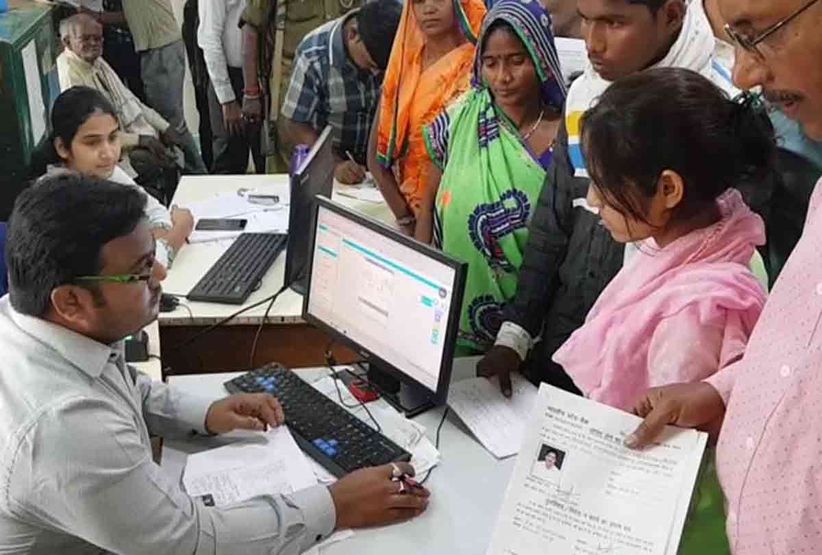 job vacancies in sbi salary is more than 3 lakhs